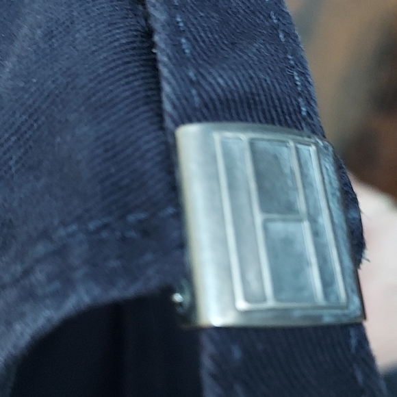 Tommy Hilfiger Hat Embroidered Logo Blue with Adj Strap - Picture 6 of 11